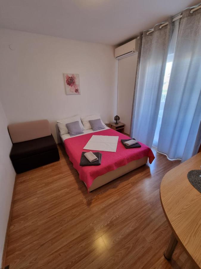 Apartments Lili Biograd Na Moru Eksteriør bilde