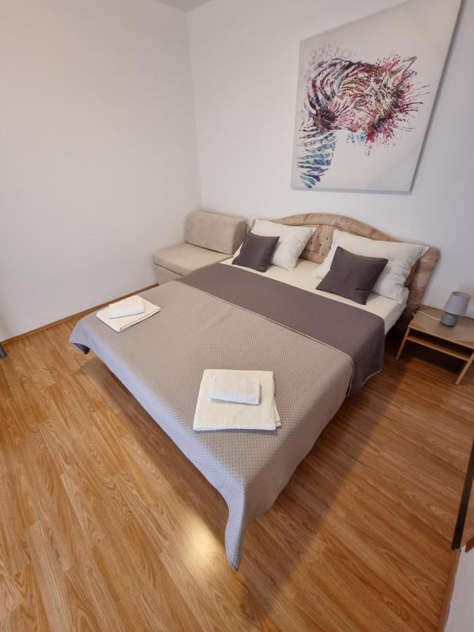 Apartments Lili Biograd Na Moru Eksteriør bilde