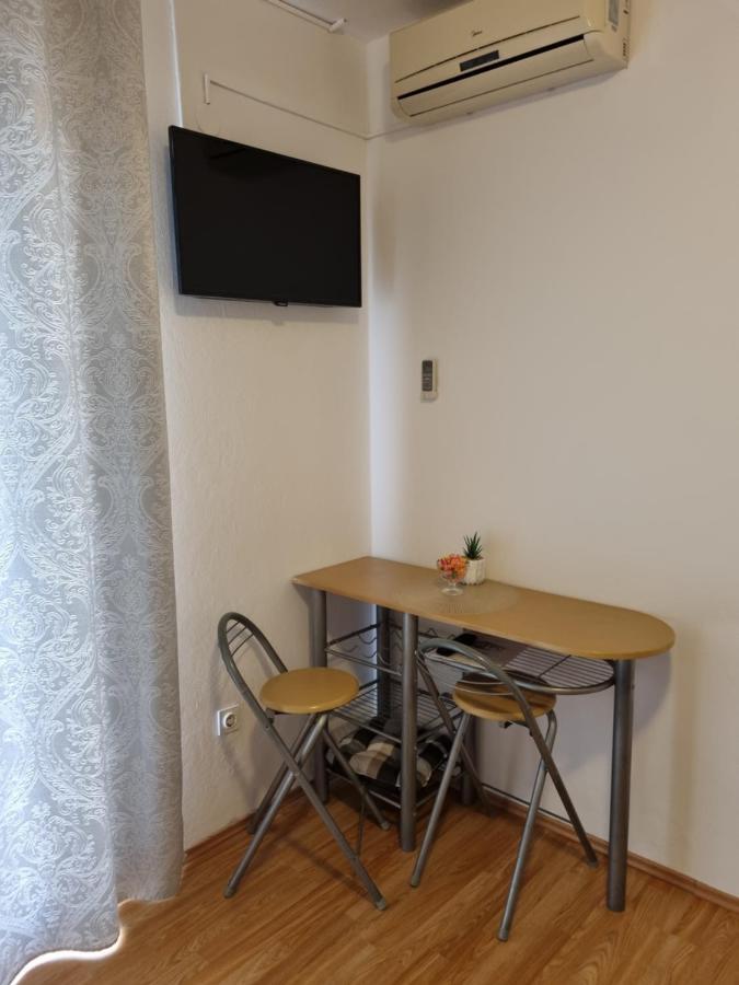 Apartments Lili Biograd Na Moru Eksteriør bilde