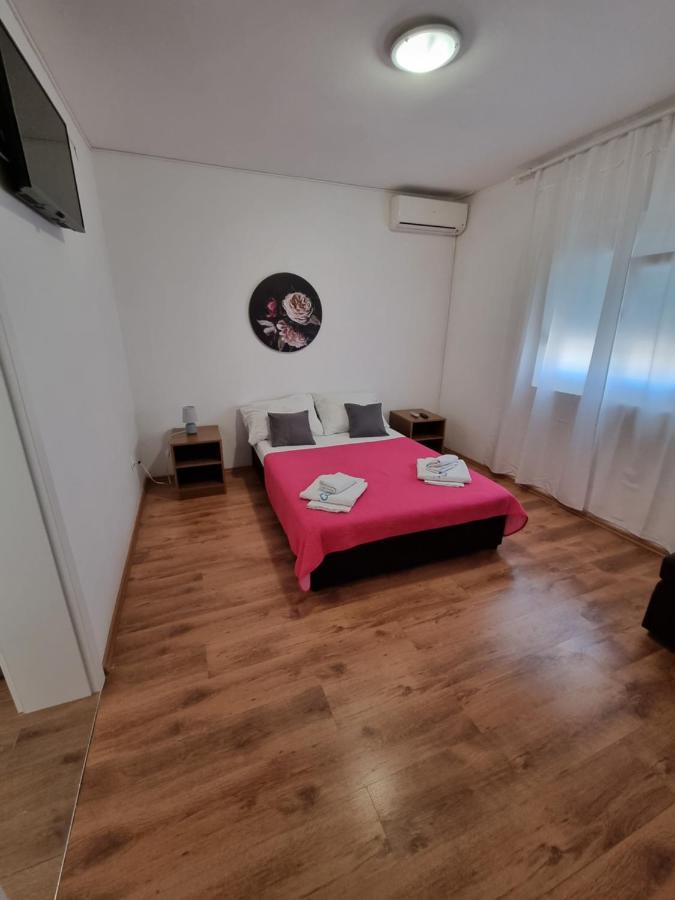 Apartments Lili Biograd Na Moru Eksteriør bilde