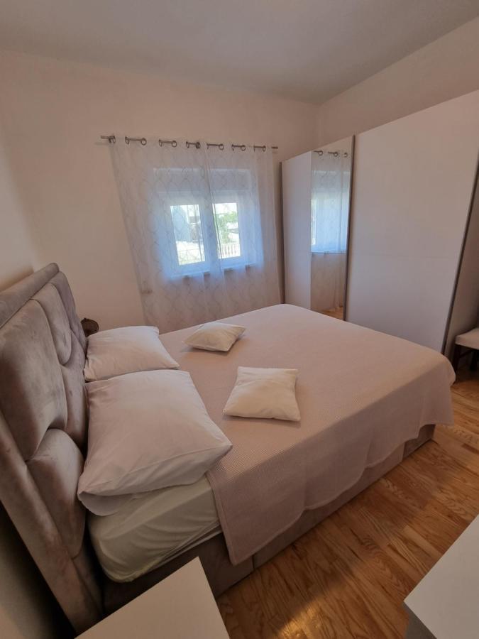 Apartments Lili Biograd Na Moru Eksteriør bilde