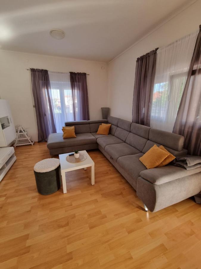 Apartments Lili Biograd Na Moru Eksteriør bilde