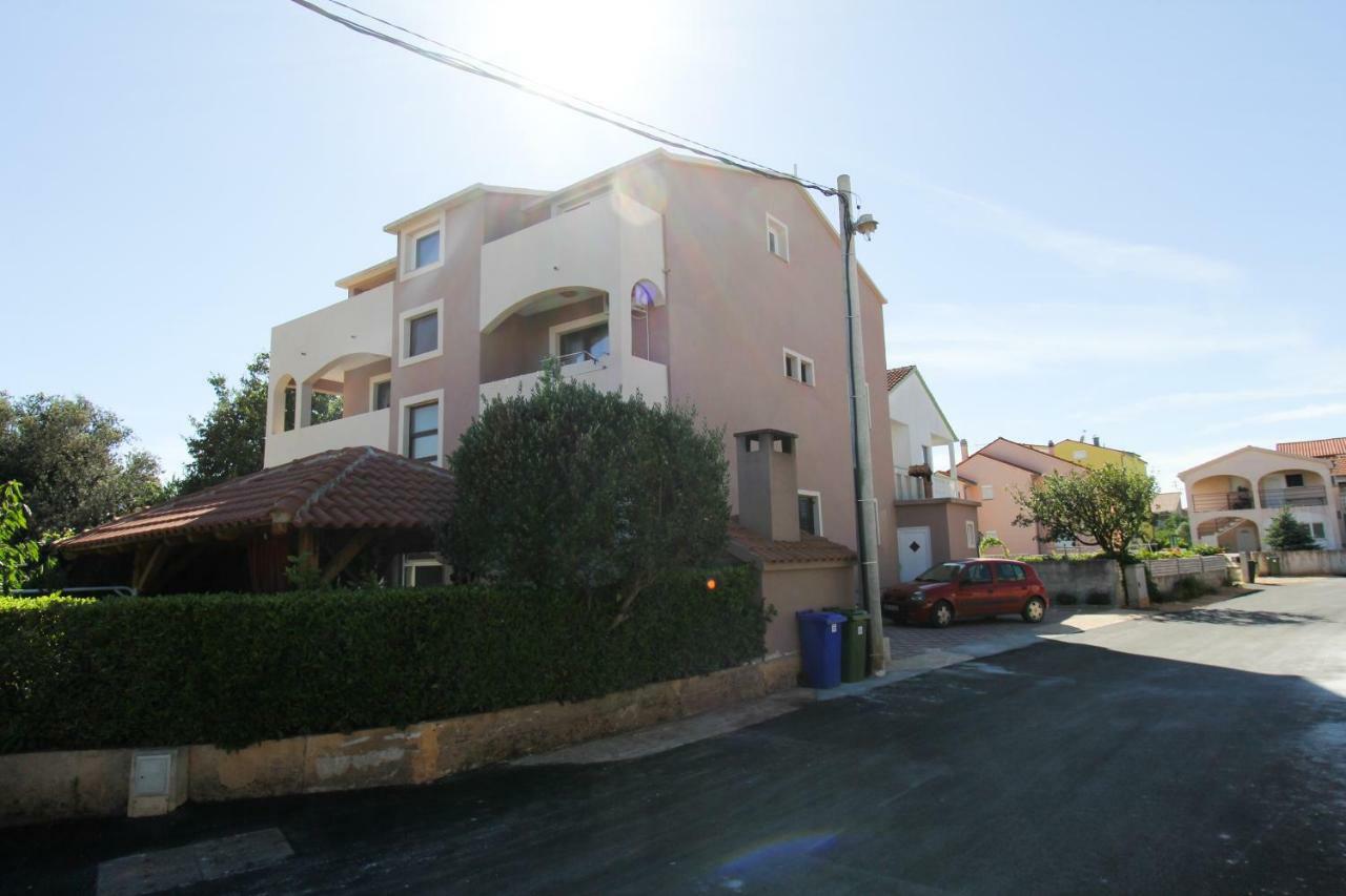 Apartments Lili Biograd Na Moru Eksteriør bilde