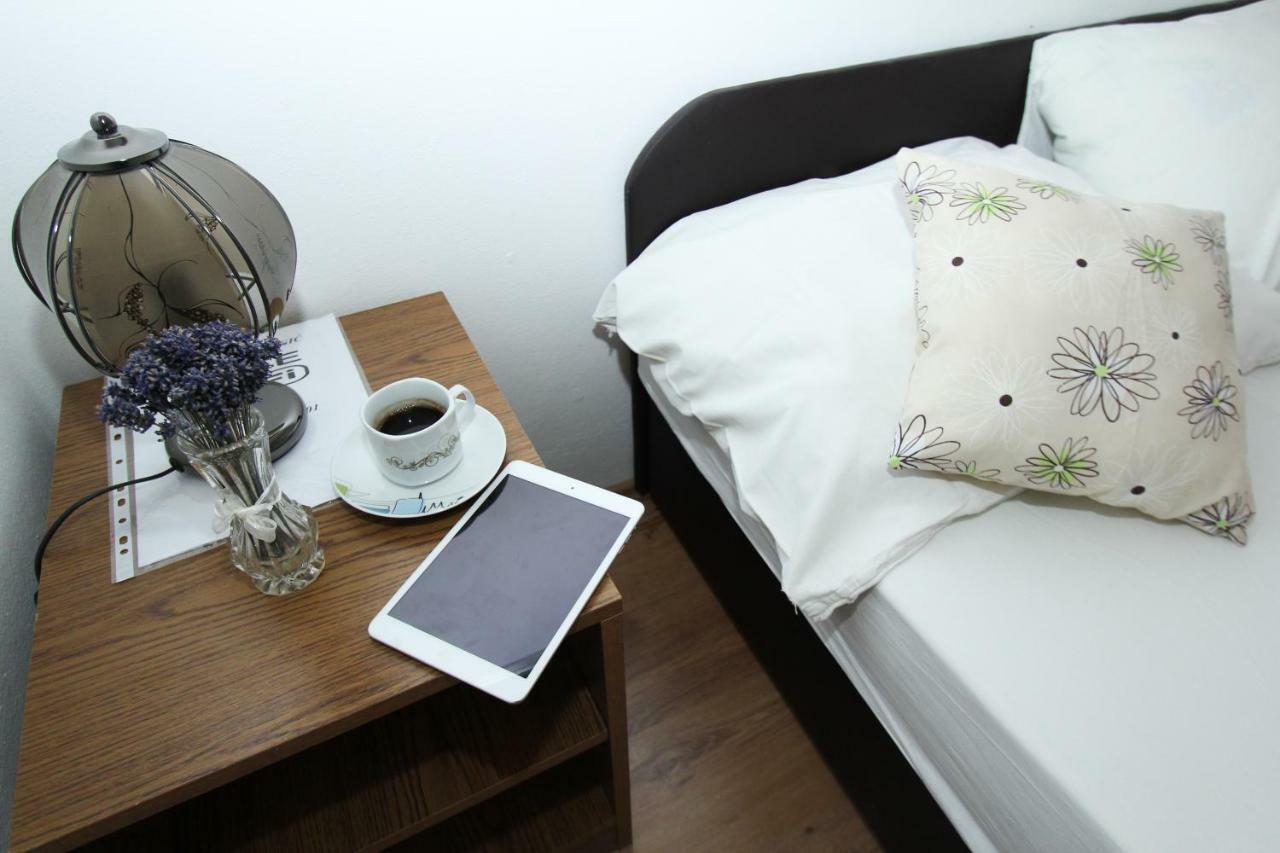 Apartments Lili Biograd Na Moru Eksteriør bilde